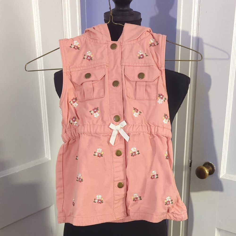 Chic Pink Top with Floral Details